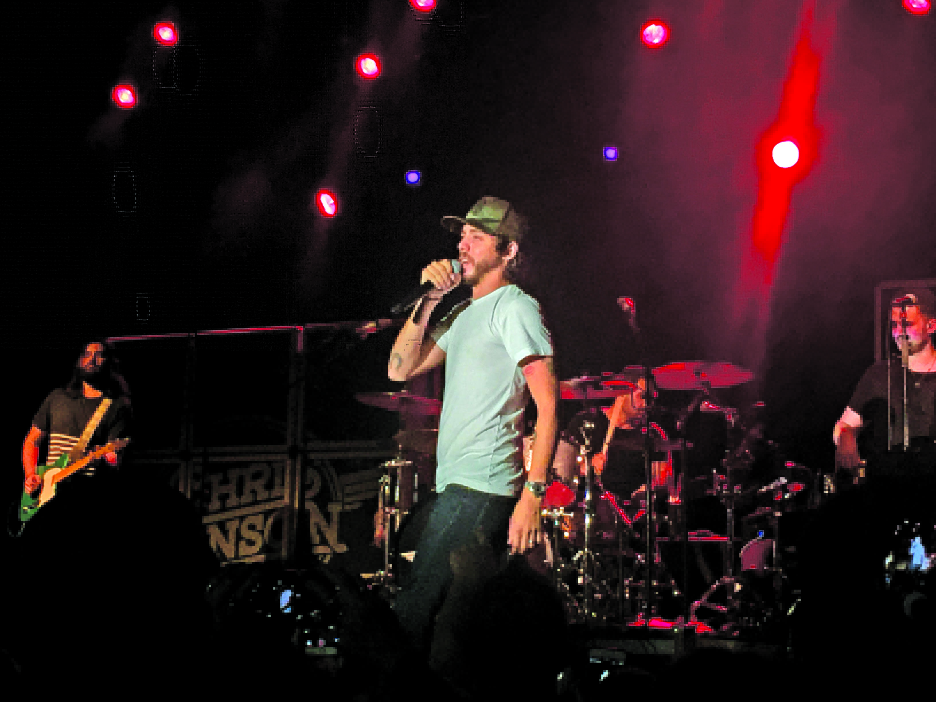 Chris Janson performs latest hits and classic country