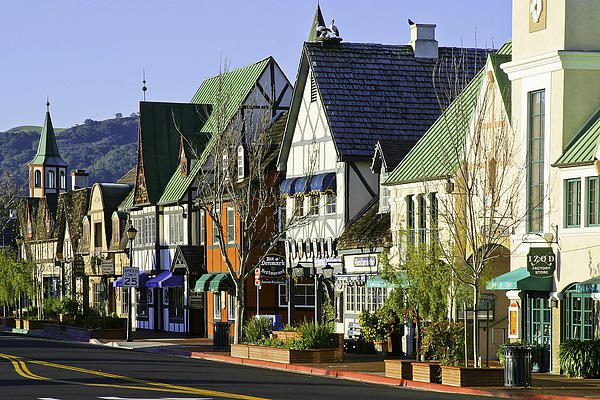 Solvang abruptly cuts funds for tourism, business groups