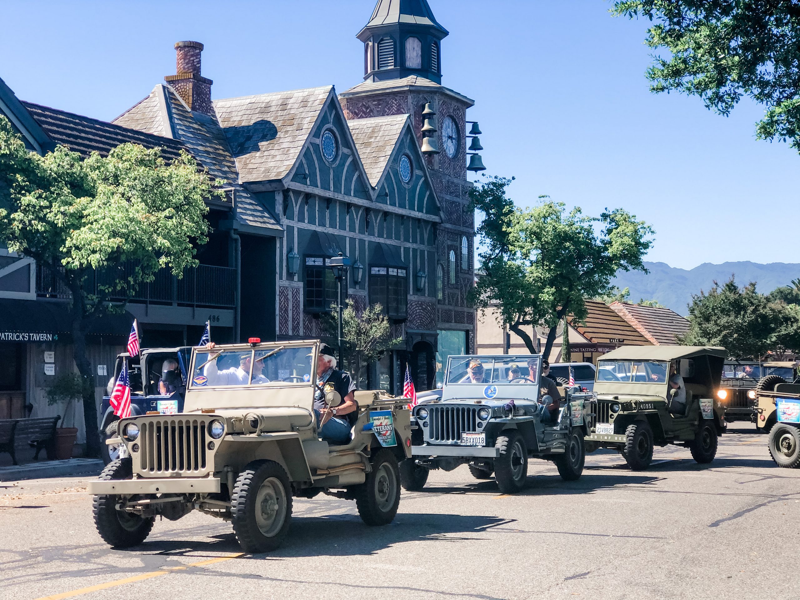 Memorial Day ceremony takes honor to the streets with jeep parade