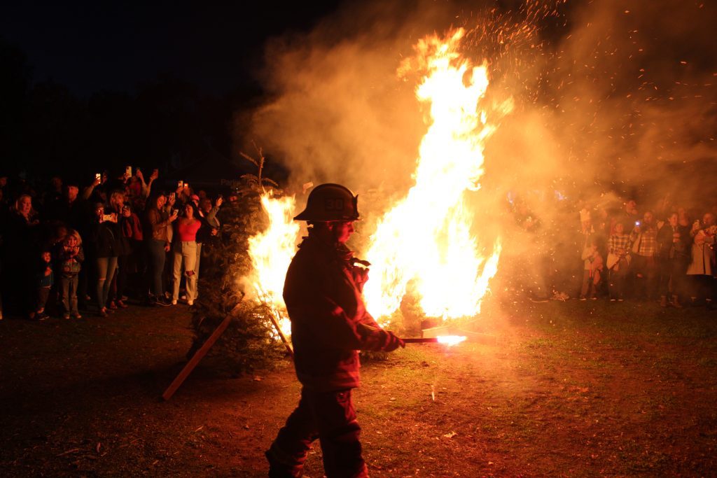 Solvang Christmas Tree Burn spells end to Julefest