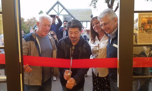 The A. Alvarez Fine Art Gallery holds grand opening and ribbon-cutting ceremony