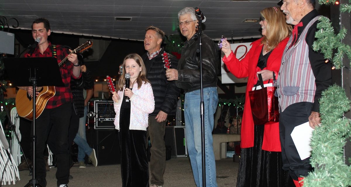 Packed crowd fills Solvang Park for Christmas tree lighting, kicking off Julefest