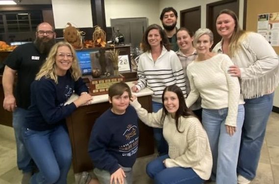 Santa Ynez Valley Humane Society & DAWG wins SYV Scarecrow Fest for the second year in a row 