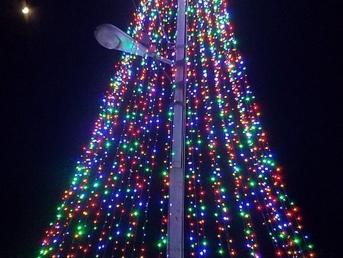 Los Olivos kicks off the holiday season with an Olde Fashioned Christmas