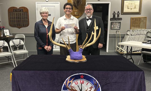 Ransell Perez Nunez named Santa Ynez Valley Elks Student of the Month for September